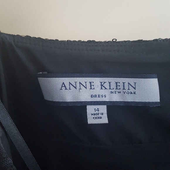 Little Black Dress - Anne Klein - Picture 5 of 5